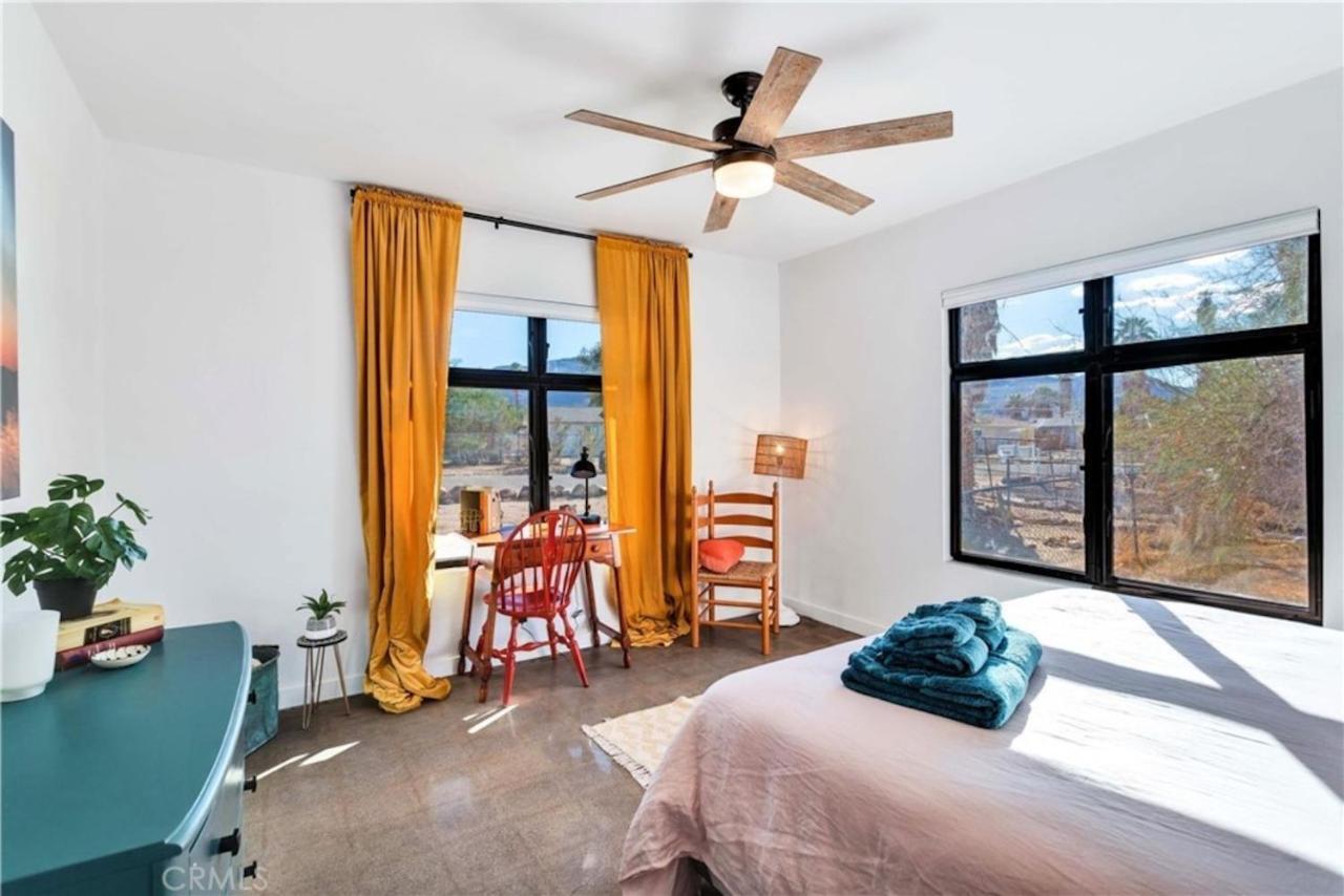 Holiday home Cozy Fresh Desert Hideaway, 5 Mins To Joshua Tree *