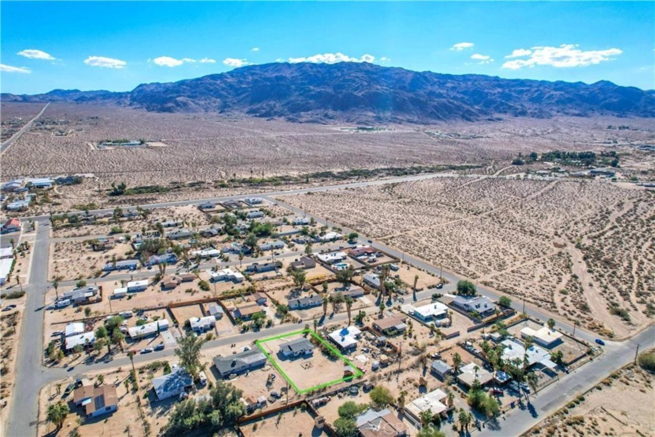 Cozy Fresh Desert Hideaway, 5 Mins To Joshua Tree Holiday home Twentynine Palms