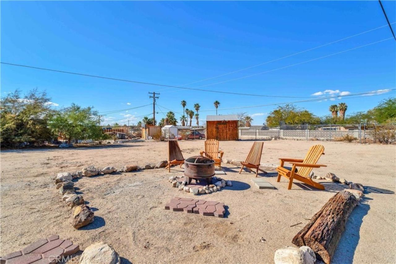 Cozy Fresh Desert Hideaway, 5 Mins To Joshua Tree Holiday home Twentynine Palms